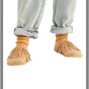 FP Odessa Fringed Footbed